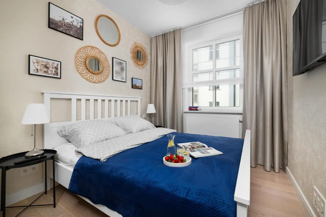 아파트 W Sercu Warszawy Apartamenty 바르샤바 폴란드